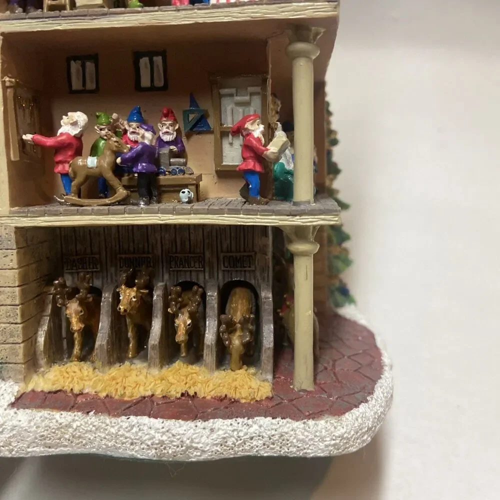 Vintage Handcrafted Imagination Santa's Workshop Figurine 8 in Resin 2000